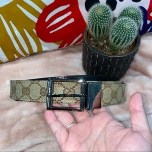 LIKE NEW - GUCCI Belt GG Supreme Size 110/44